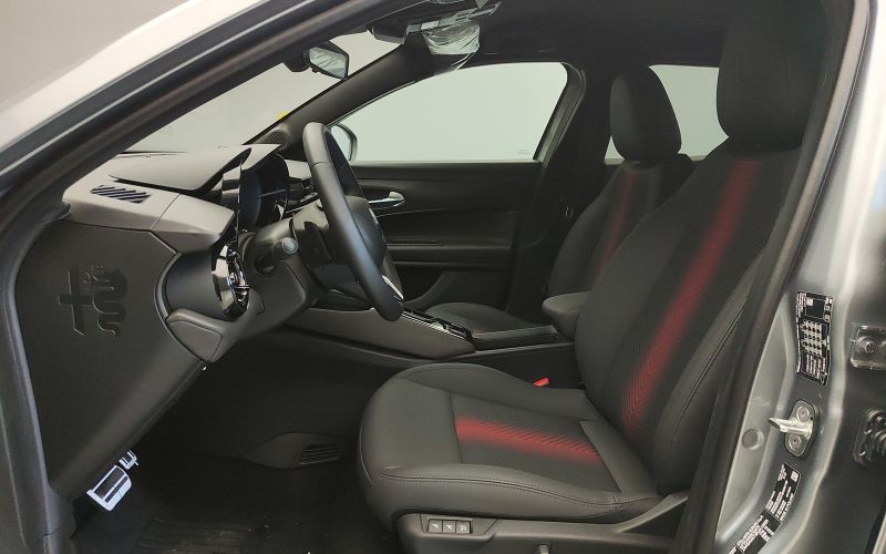 JUNIOR 1.2 136CV HYBRID EDCT6 SPECIALE